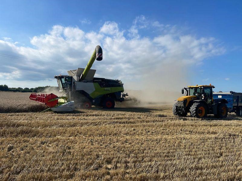 combine_and_tractor